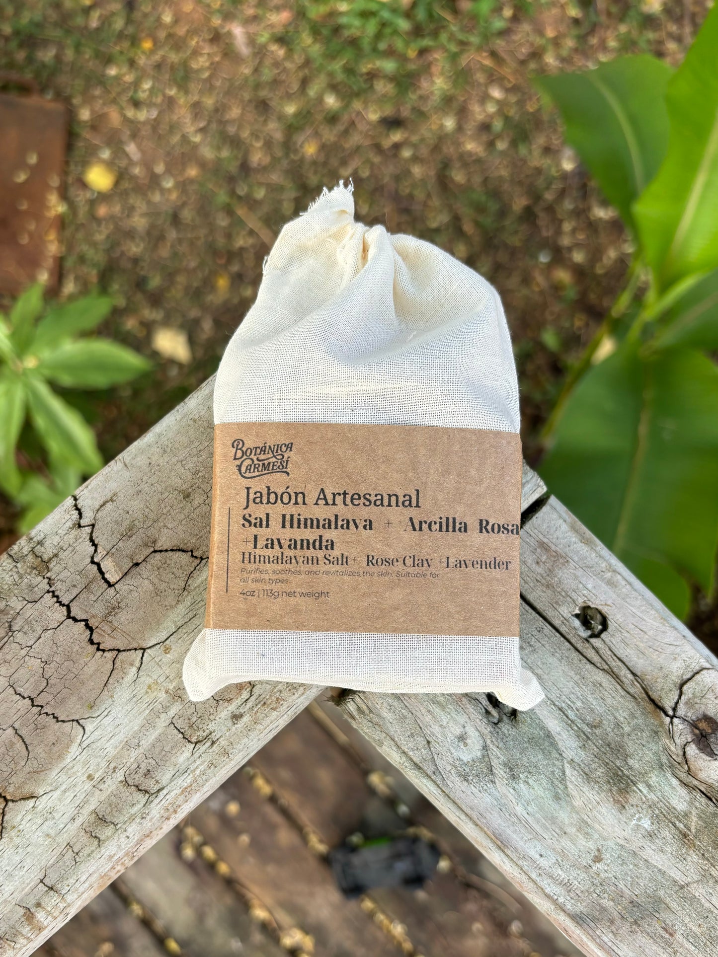 Jabón Artesanal de Sal Himalaya y Lavanda